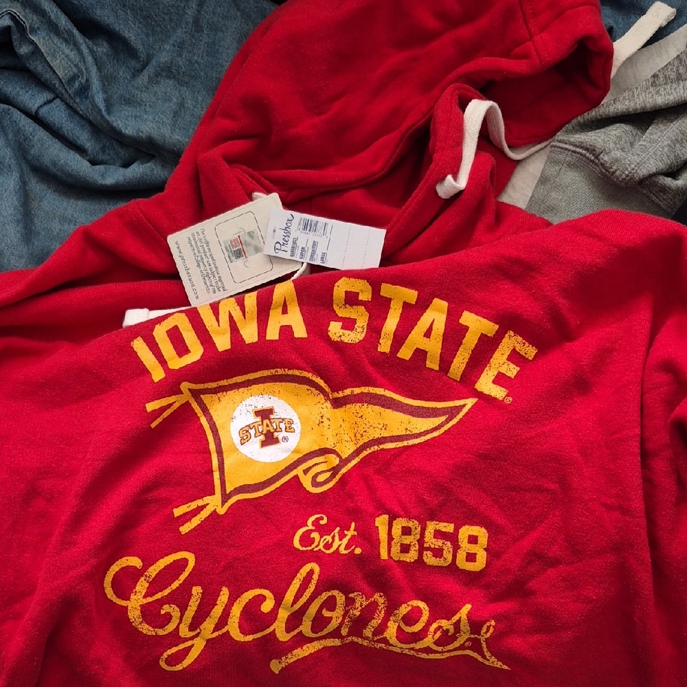 Pressbox Red Iowa State Cyclones Hoodie with Gold Graphic